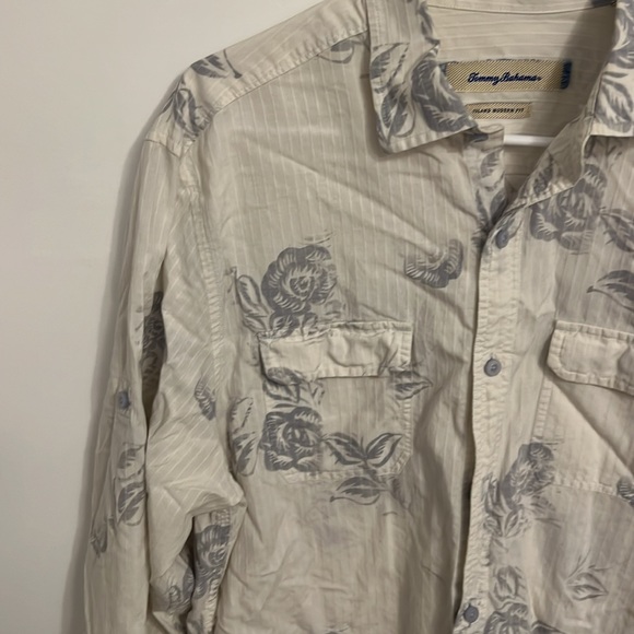 Tommy Bahama men’s long sleeve shirt size medium - Picture 3 of 13
